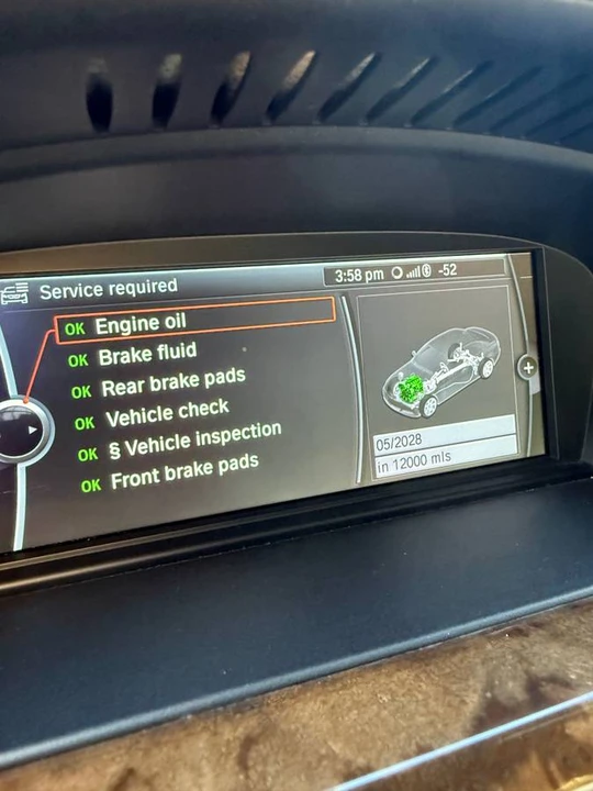2011 BMW E90 3 Series Sedan - Image 11 of 12