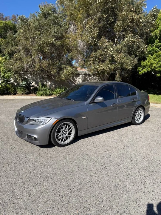2011 BMW E90 3 Series Sedan - Image 2 of 12