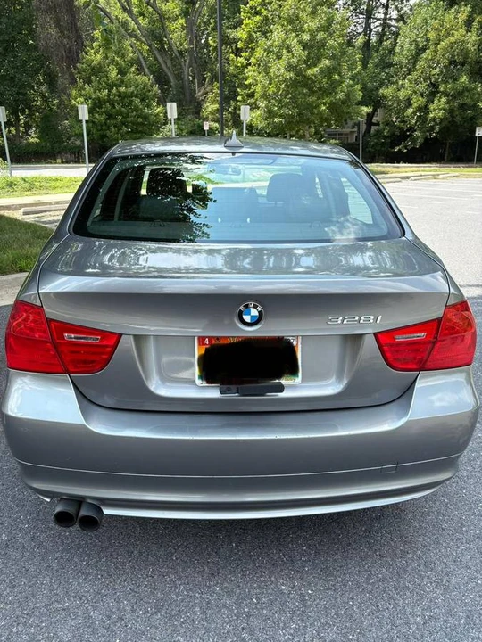 2011 BMW E90 3 Series Sedan - Image 3 of 17