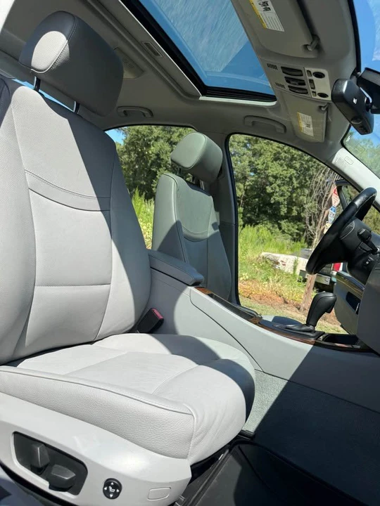 2011 BMW E90 3 Series Sedan - Image 14 of 20
