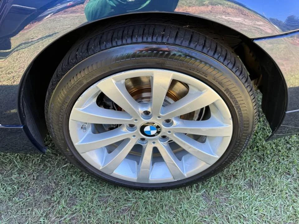2011 BMW E90 3 Series Sedan - Image 18 of 20
