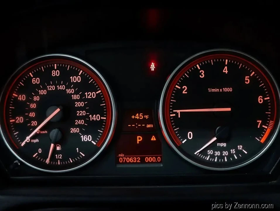 2011 BMW E90 3 Series Sedan - Image 13 of 13