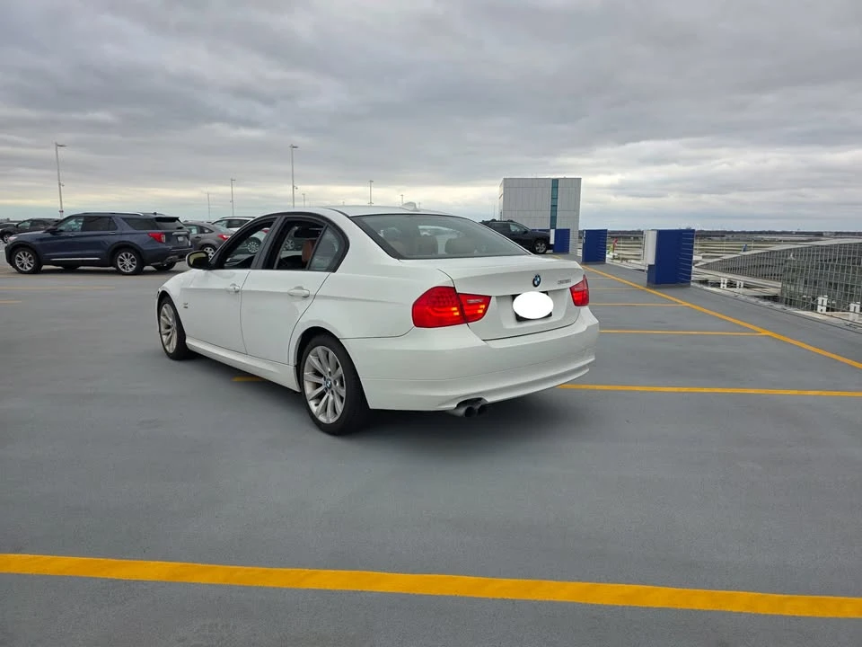 2011 BMW E90 3 Series Sedan - Image 3 of 8