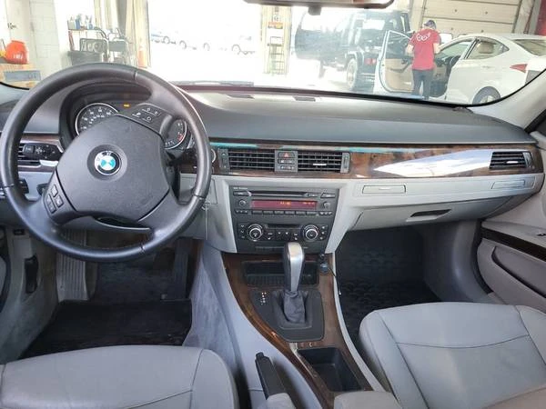 2011 BMW E90 3 Series Sedan - Image 10 of 16