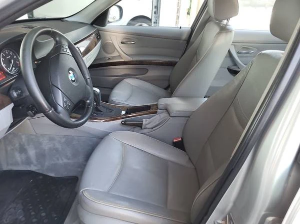 2011 BMW E90 3 Series Sedan - Image 9 of 16