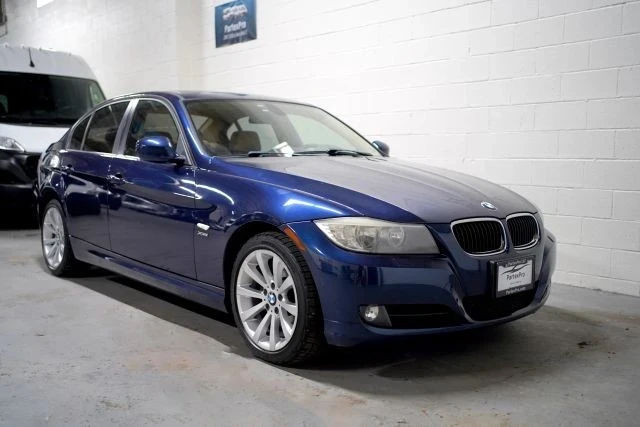 2011 BMW E90 3 Series Sedan - Image 10 of 21