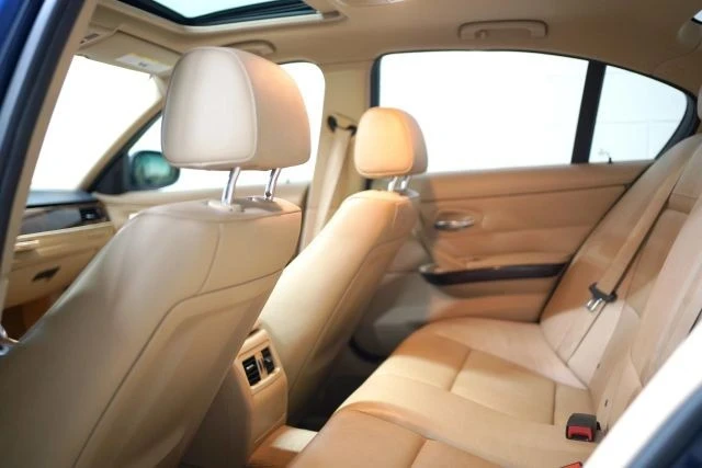 2011 BMW E90 3 Series Sedan - Image 18 of 21