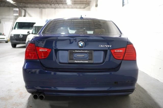 2011 BMW E90 3 Series Sedan - Image 7 of 21