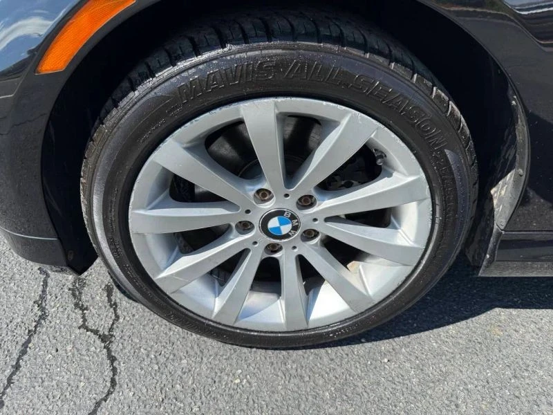 2011 BMW E90 3 Series Sedan - Image 10 of 12
