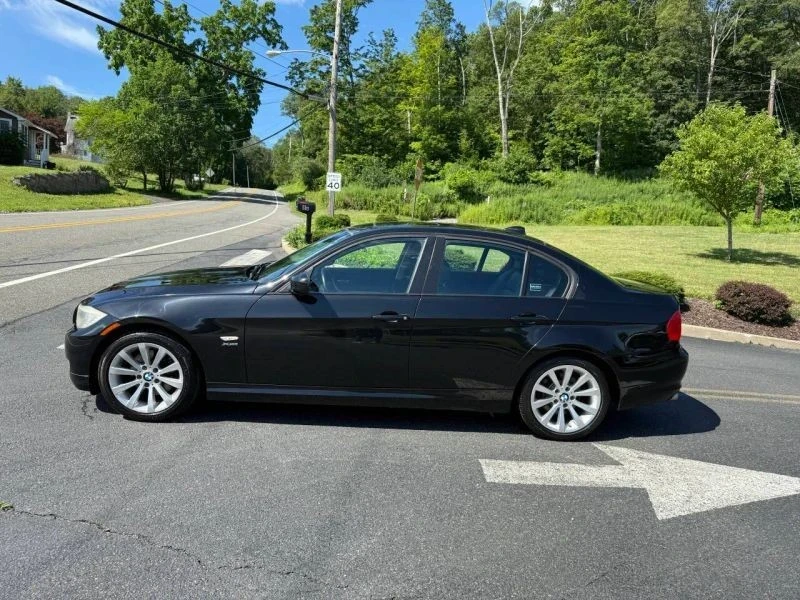2011 BMW E90 3 Series Sedan - Image 3 of 12