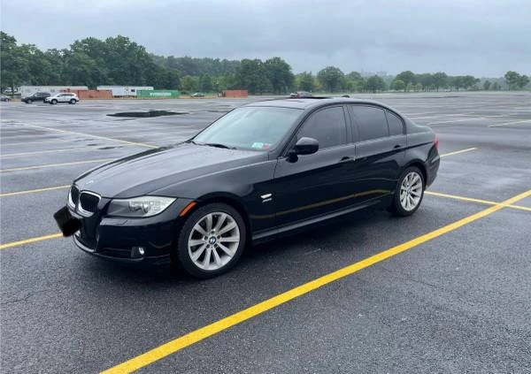 2011 BMW E90 3 Series Sedan - Image 2 of 19