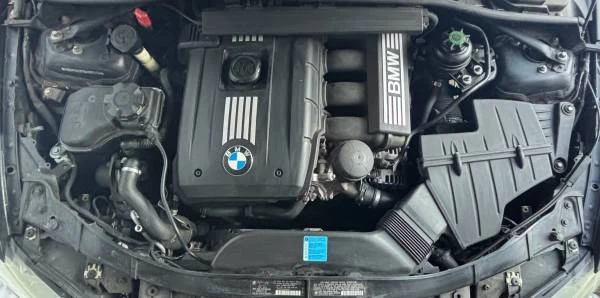 2011 BMW E90 3 Series Sedan - Image 18 of 19