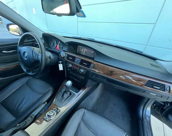 2011 BMW E90 3 Series Sedan - Image 13 of 15