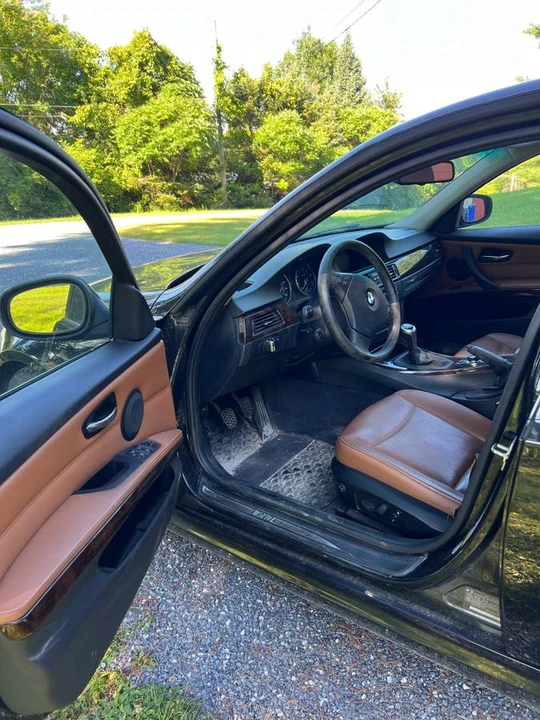 2011 BMW E90 3 Series Sedan - Image 6 of 12
