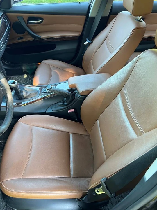 2011 BMW E90 3 Series Sedan - Image 5 of 12