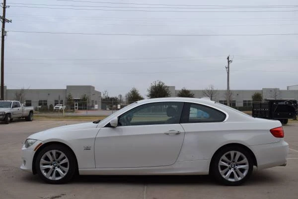 2011 BMW E90 3 Series Sedan - Image 7 of 19