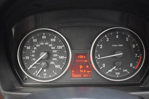 2011 BMW E90 3 Series Sedan - Image 15 of 19