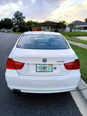 2011 BMW E90 3 Series Sedan - Image 6 of 10
