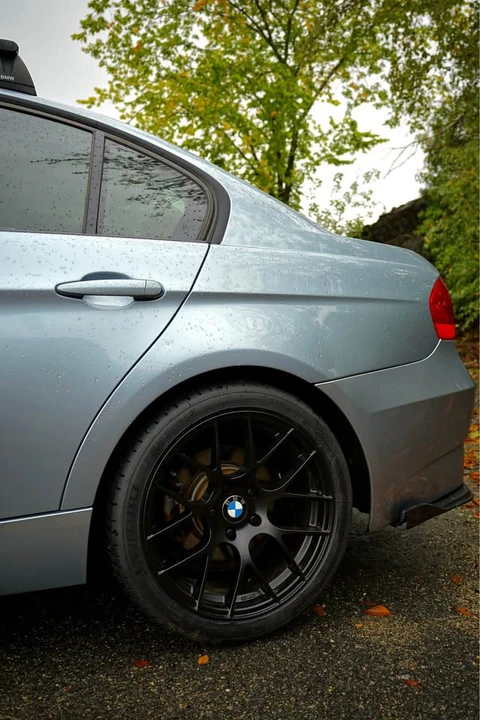 2011 BMW E90 3 Series Sedan - Image 8 of 9