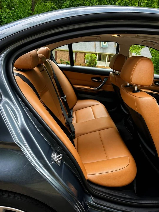 2011 BMW E90 3 Series Sedan - Image 5 of 13