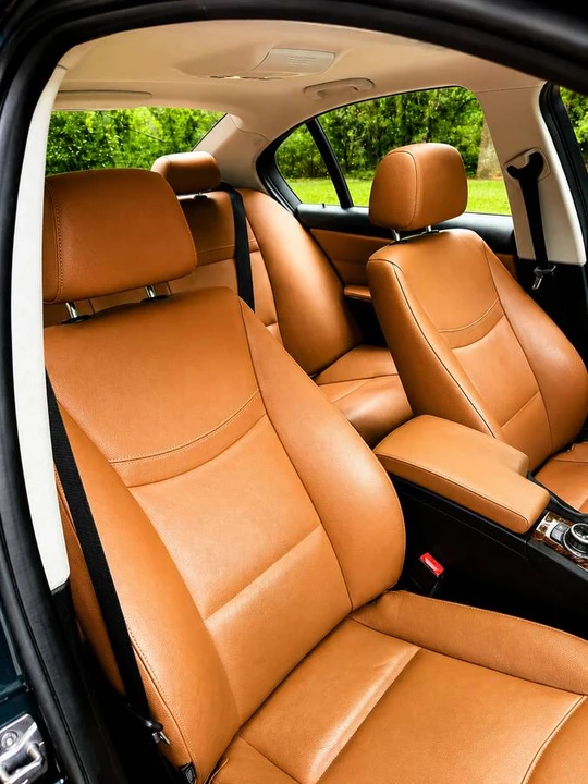 2011 BMW E90 3 Series Sedan - Image 8 of 13