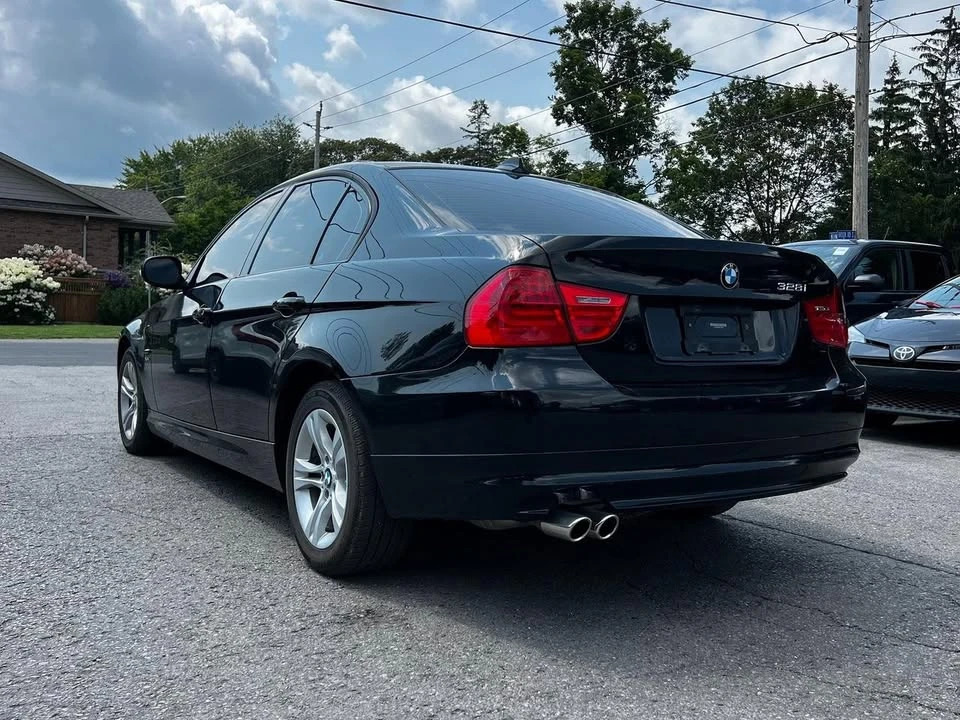 2011 BMW E90 3 Series Sedan - Image 5 of 15