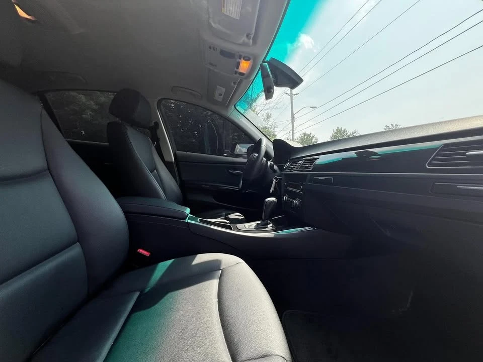 2011 BMW E90 3 Series Sedan - Image 13 of 15