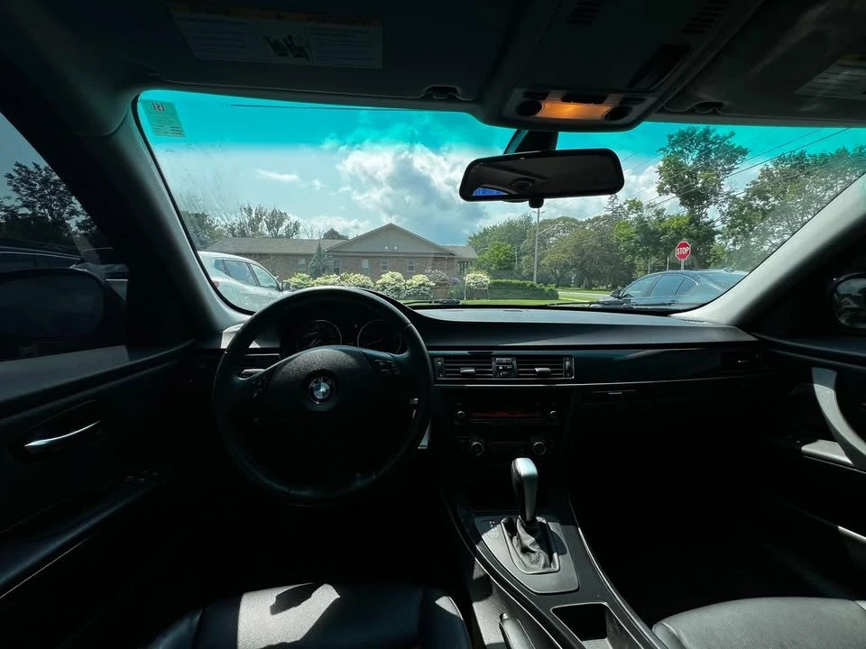 2011 BMW E90 3 Series Sedan - Image 11 of 15