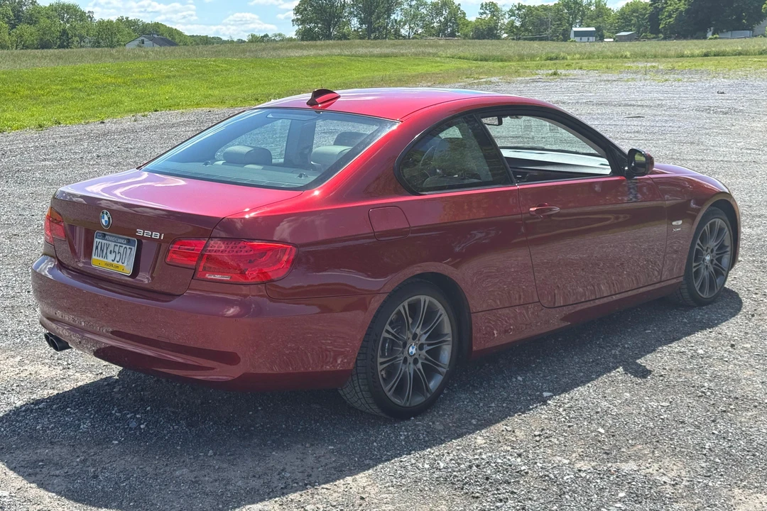 2011 BMW E92 3 Series Coupe - Image 4 of 31