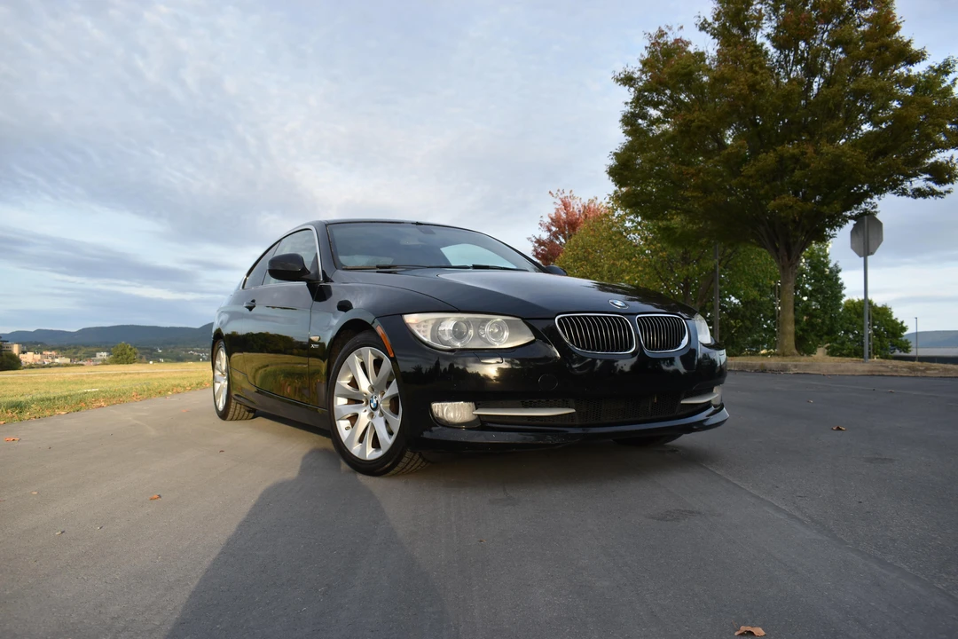 2011 BMW E92 3 Series Coupe - Image 14 of 30