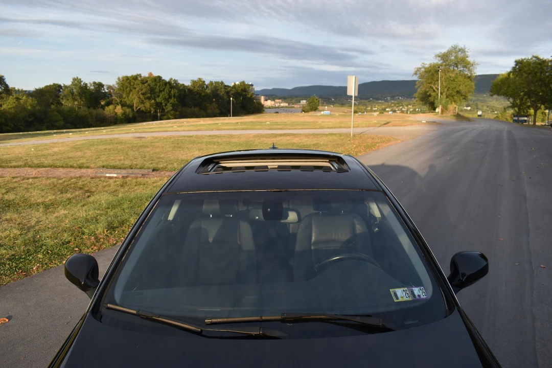 2011 BMW E92 3 Series Coupe - Image 28 of 30