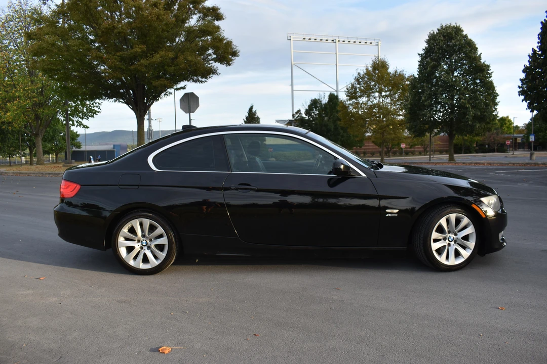 2011 BMW E92 3 Series Coupe - Image 13 of 30
