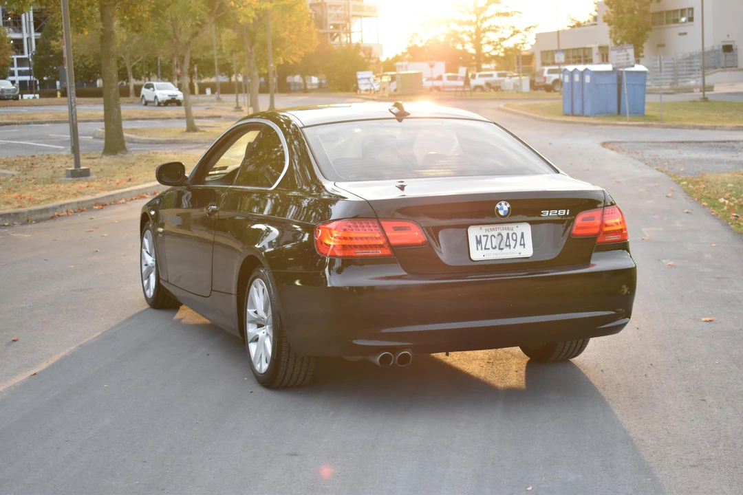 2011 BMW E92 3 Series Coupe - Image 9 of 30