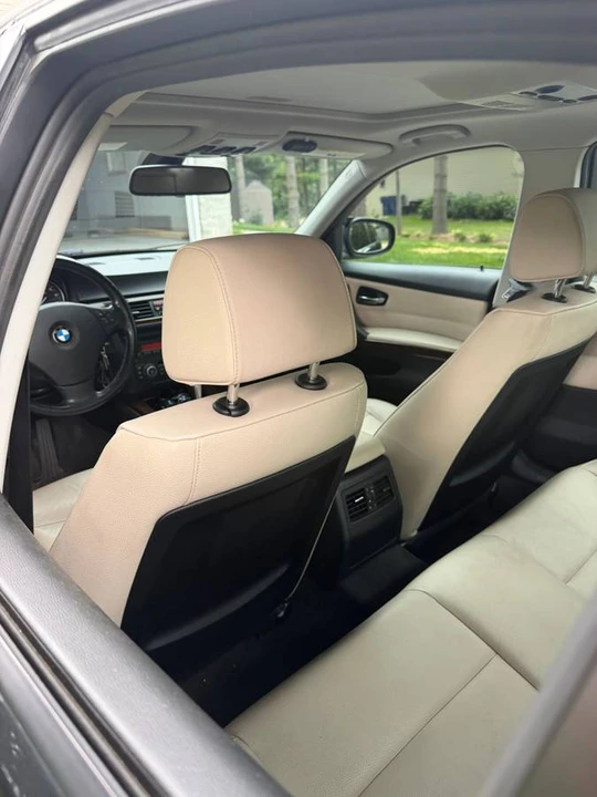 2011 BMW E90 3 Series Sedan - Image 6 of 7