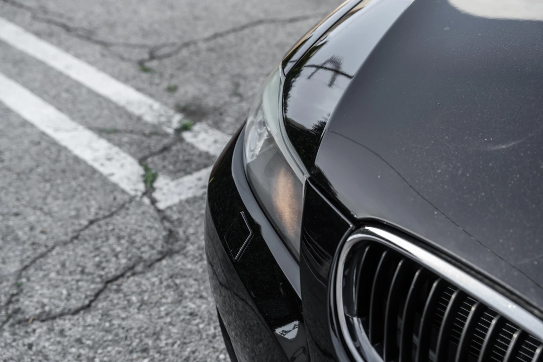 2011 BMW E90 3 Series Sedan - Image 13 of 31
