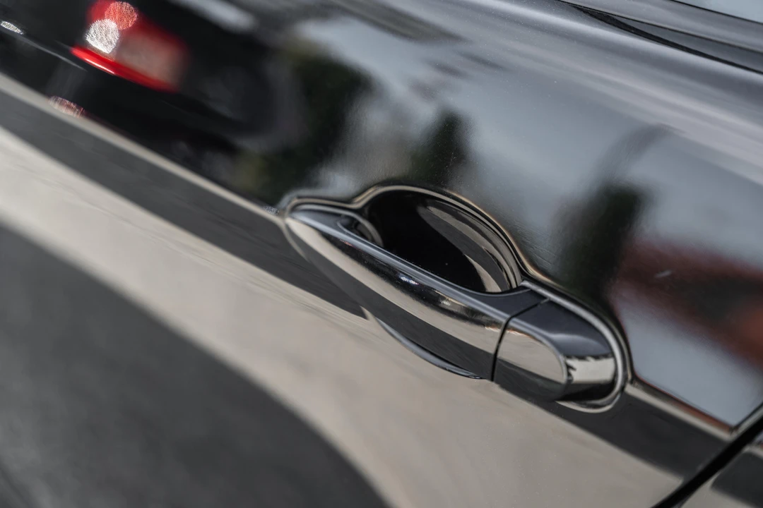 2011 BMW E90 3 Series Sedan - Image 20 of 31