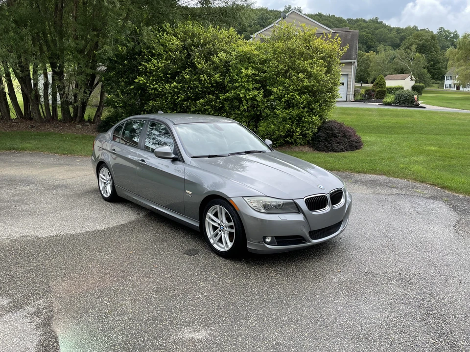 2011 BMW E90 3 Series Sedan - Image 7 of 7