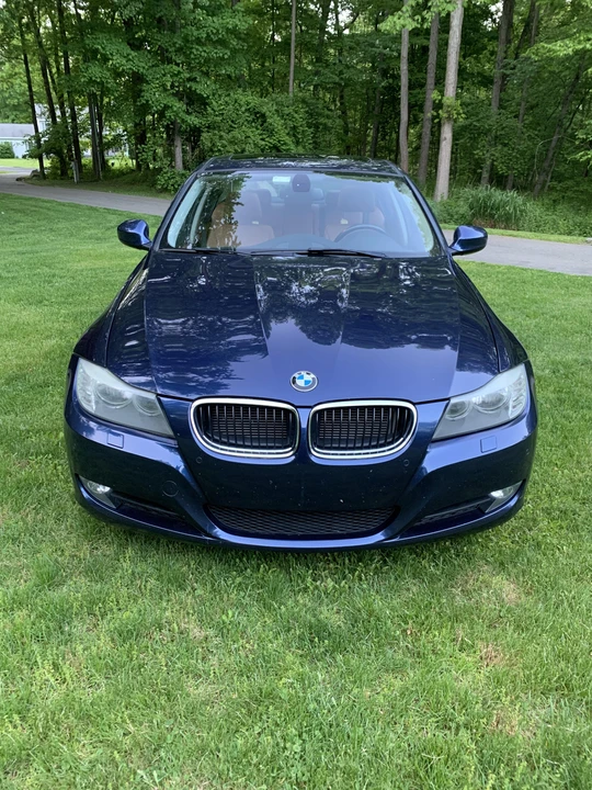 2011 BMW E90 3 Series Sedan - Image 6 of 31