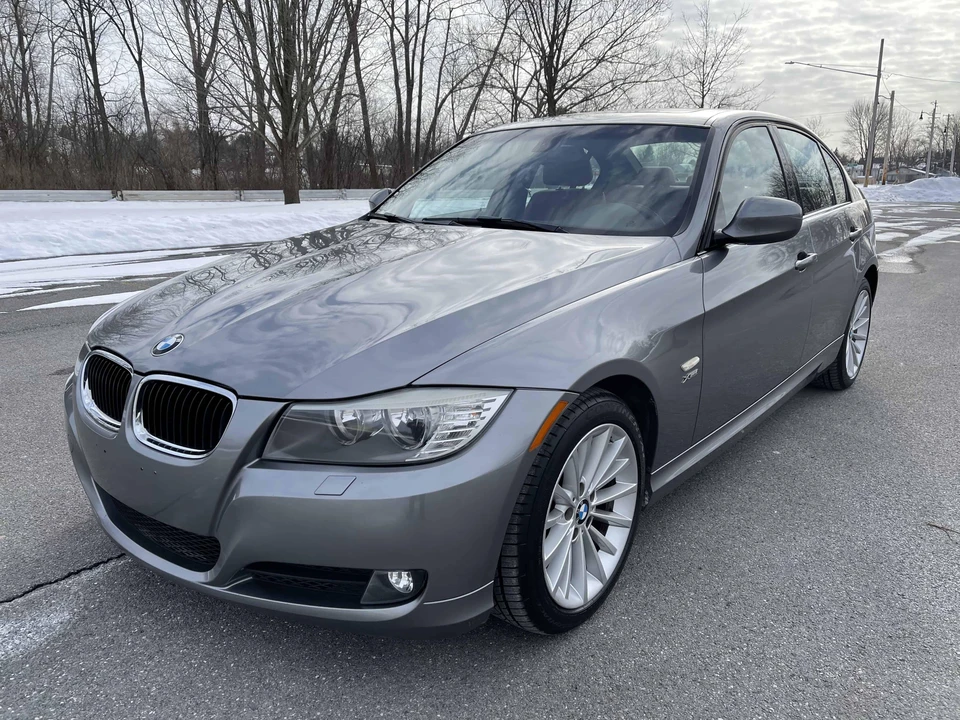 2011 BMW E90 3 Series Sedan - Image 8 of 31
