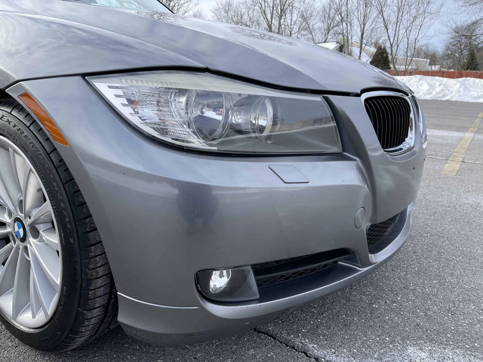 2011 BMW E90 3 Series Sedan - Image 26 of 31