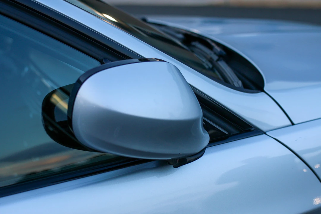2011 BMW E90 3 Series Sedan - Image 26 of 31