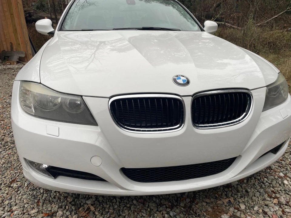 2011 BMW E90 3 Series Sedan - Image 6 of 31