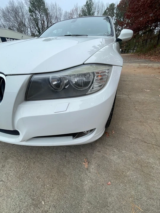 2011 BMW E90 3 Series Sedan - Image 13 of 31