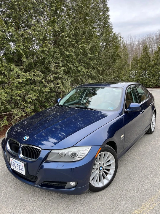 2011 BMW E90 3 Series Sedan - Image 6 of 25