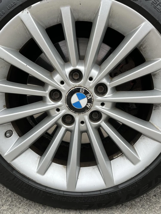 2011 BMW E90 3 Series Sedan - Image 21 of 25