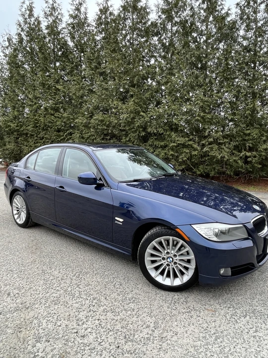 2011 BMW E90 3 Series Sedan - Image 8 of 25