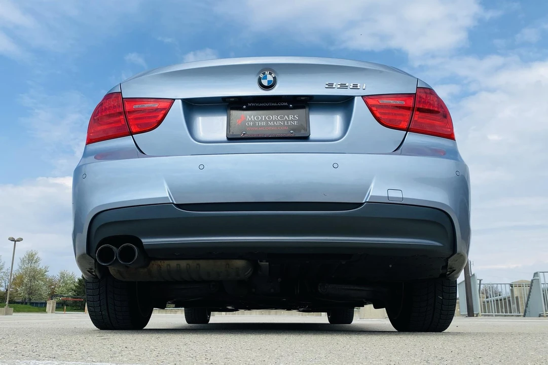 2011 BMW E90 3 Series Sedan - Image 18 of 31