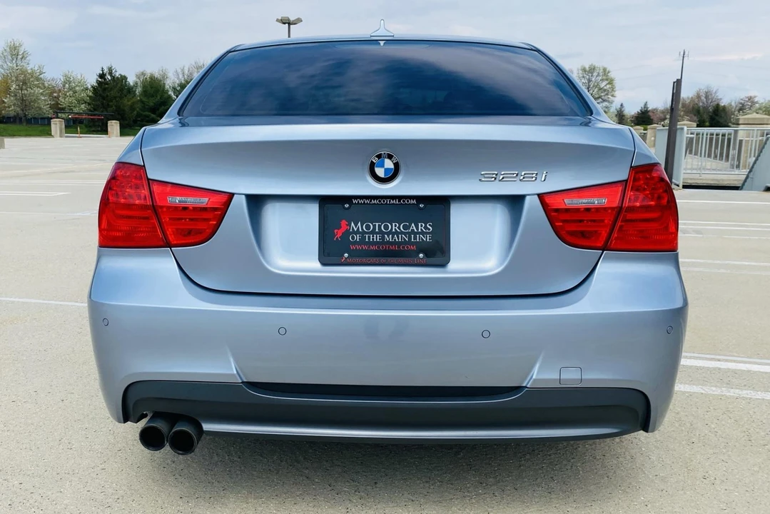2011 BMW E90 3 Series Sedan - Image 4 of 31