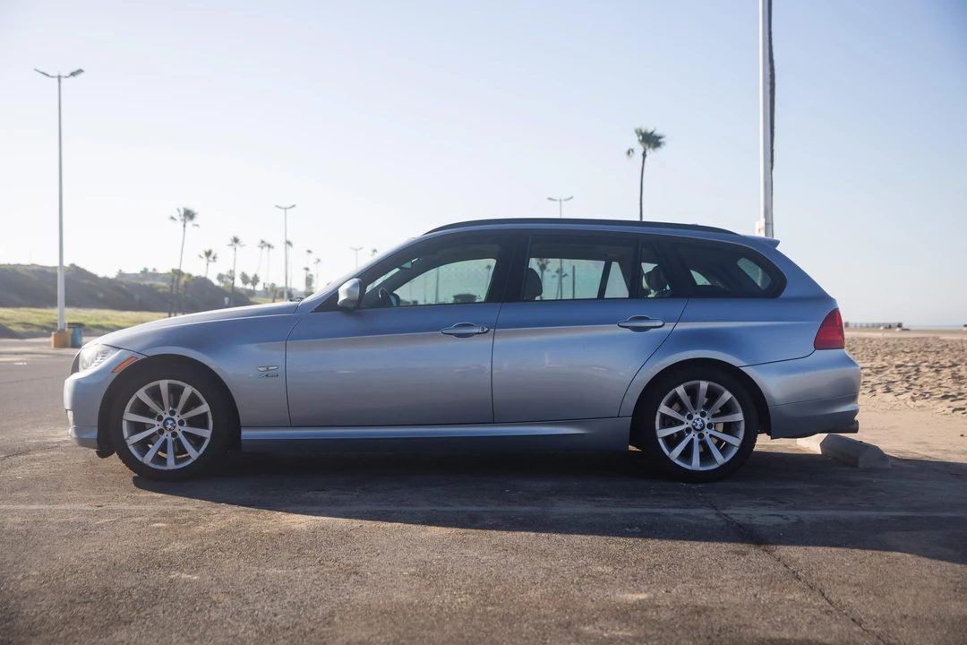 2011 BMW E91 3 Series Touring - Image 8 of 21
