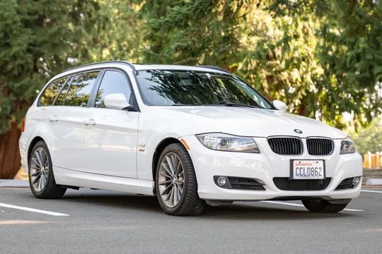 2011 BMW 328i xDrive Sports Wagon